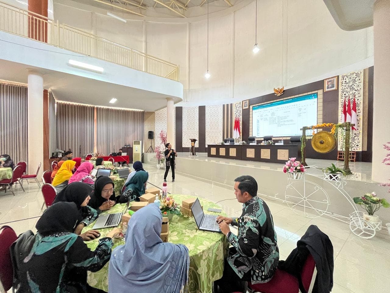 Workshop Persiapan Pembelajaran Project Based Learning di SMKN 2 Malang