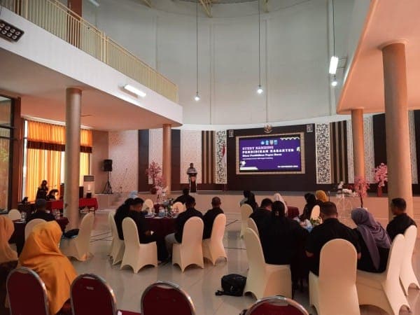 Kunjungan Kerja Dinas Pendidikan Provinsi Papua Barat Terkait Profil Sekolah, Prestasi, Ekstrakurikuler, Kiat-Kiat Pendidikan Karakter di SMK Negeri 2 Malang