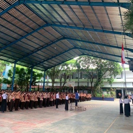 Menanamkan Jiwa Nasionalisme Generasi Muda, SMKN 2 Malang Menggelar Upacara Hari Sumpah Pemuda Ke-94 Tahun 2022