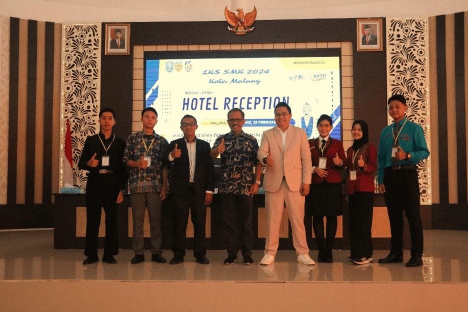 5 Siswa Bersaing dalam Lomba Kompetensi Hotel Reception di SMKN 2 Malang