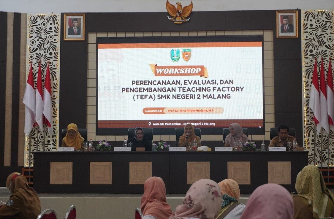 SMKN 2 Malang Gelar Workshop Perencanaan, Evaluasi, dan Pengembangan Teaching Factory